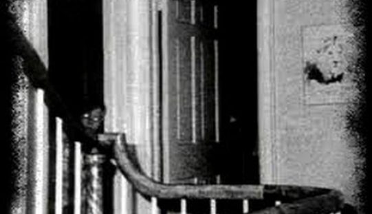 La maison du diable, forces surnaturelles