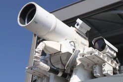 L’US Navy fait la démonstration de son laser anti-drones