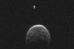 L’astéroïde qui a frôlé la Terre avait… une lune !