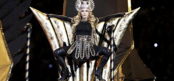 Madonna dédie une chanson aux illuminati