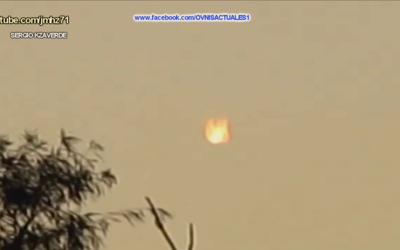 Un ovni tombe du ciel à Porto Alegre (Brésil) 04/01/2015