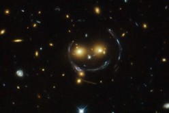 NASA : Hubble dévoile un amas de galaxies en forme de smiley