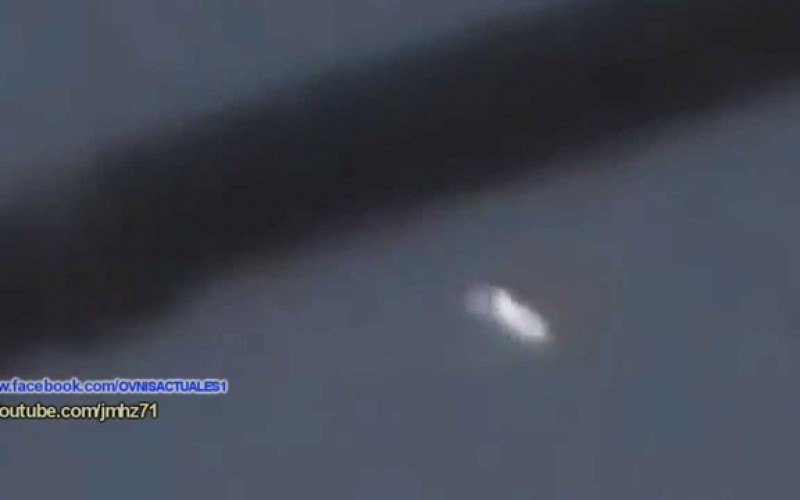Un ovni survol Moscou (05/02/2015)