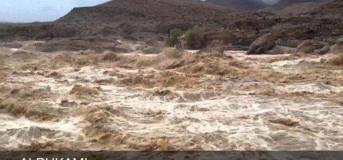 Tempête Ashobaa à Oman : 8 ans de pluies en 1 jour !