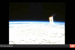 Énorme faisceau de lumière apparaît au-dessus de la Terre (Image ISS)