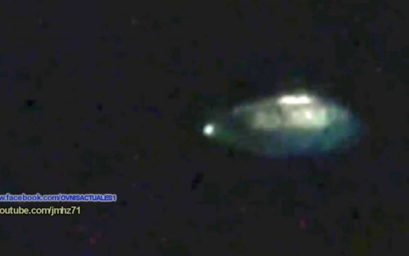 Un ovni filmé de nuit dans le ciel du New Jersey 10/09/2015