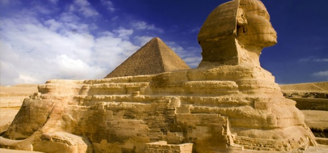 Que se cache t-il réellement sous le Sphinx de Gizeh ?