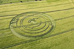 Éclaircir le mystère des crop circles : « Nous devrions être plus humbles »