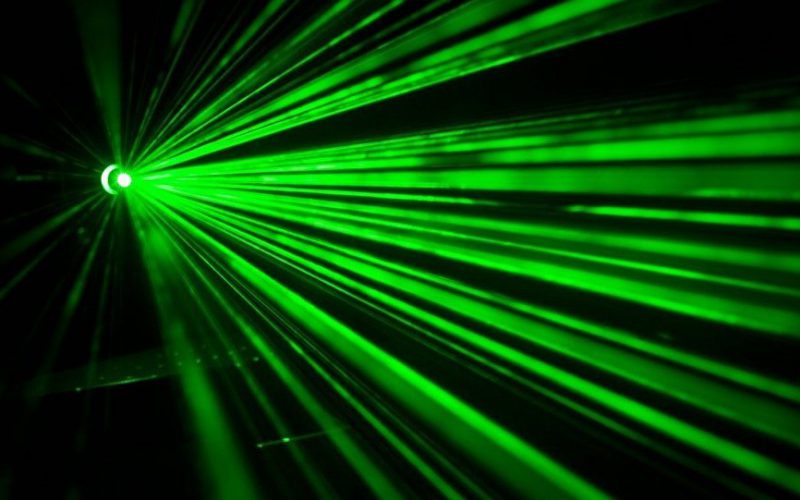 Une nouvelle ère : le plus puissant laser au monde émet son premier rayon X