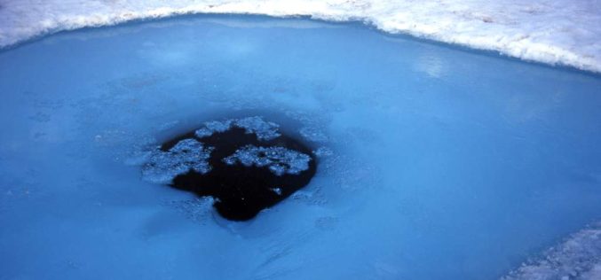 D’étranges trous dans la glace de l’Arctique : même la Nasa ne comprend pas